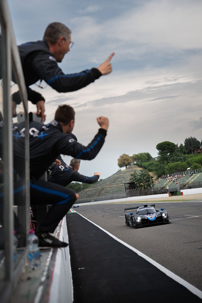 Imola-hattrick: Theodor Jensen forlænger sin perfekte sæson med overbevisende sejr
(Foto: Ben De Macdedo - CLX Motorsport)